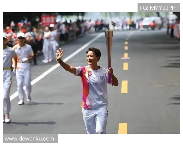 杭州乒乓球队在邀请赛中以90分稳居积分榜首位展现强劲实力 杭州乒乓球队在邀请赛中以90分稳居积分榜首位展现强劲实力