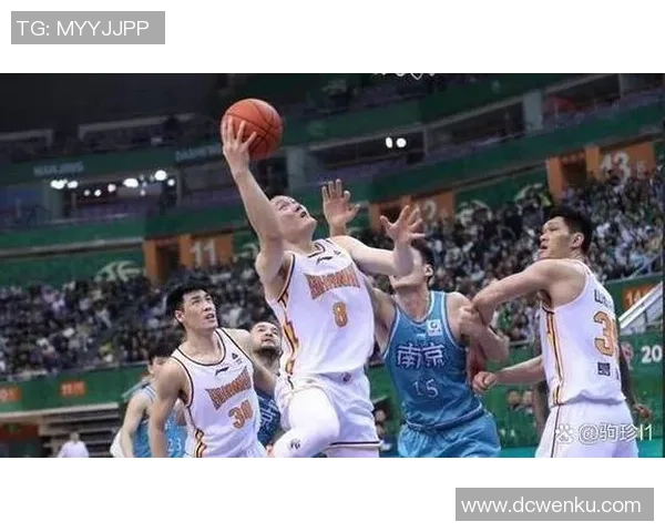 武汉羽毛球队在钻石联赛中的个人能力展现与团队协作分析